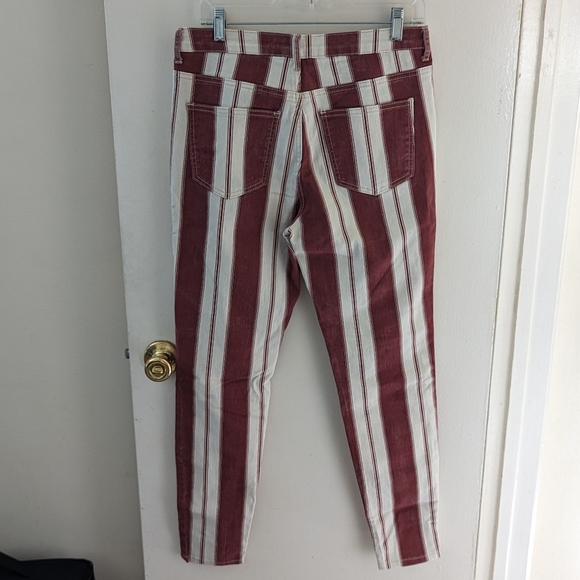 Forever 21 Red & White Striped Jeans - Picture 4 of 6